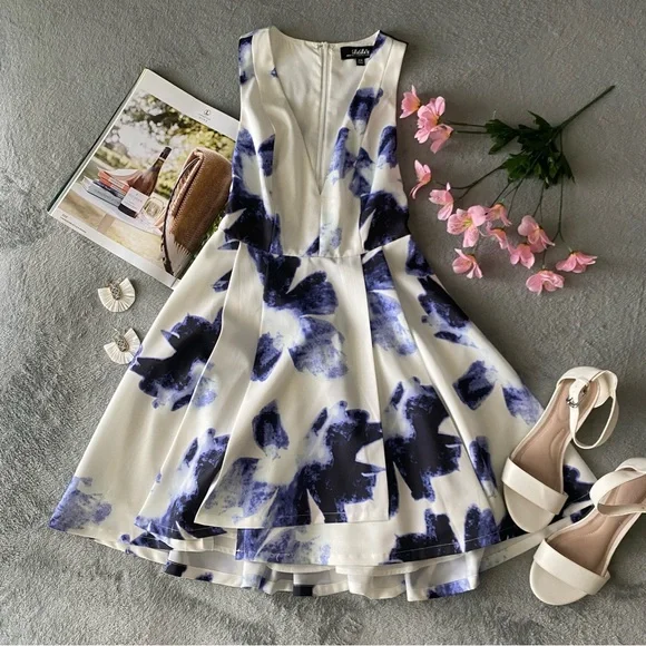 Seeing Chic Blue and Ivory Print Skater Dress, XS - Picture 5 of 14